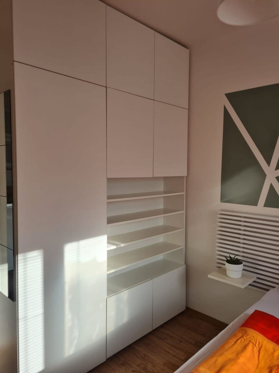 Prenájom bytu 35 m², Vrchlického, Praha, Praha Prenájom bytu 35 m², Vrchlického, Praha, Praha