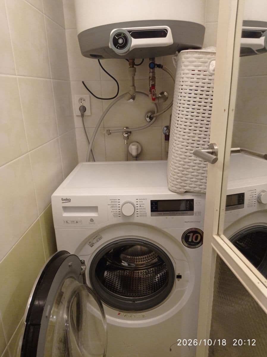 Predaj bytu 3-izbový 50 m², Jabloňová, Chrudim, Pardubický kraj Predaj bytu 3-izbový 50 m², Jabloňová, Chrudim, Pardubický kraj