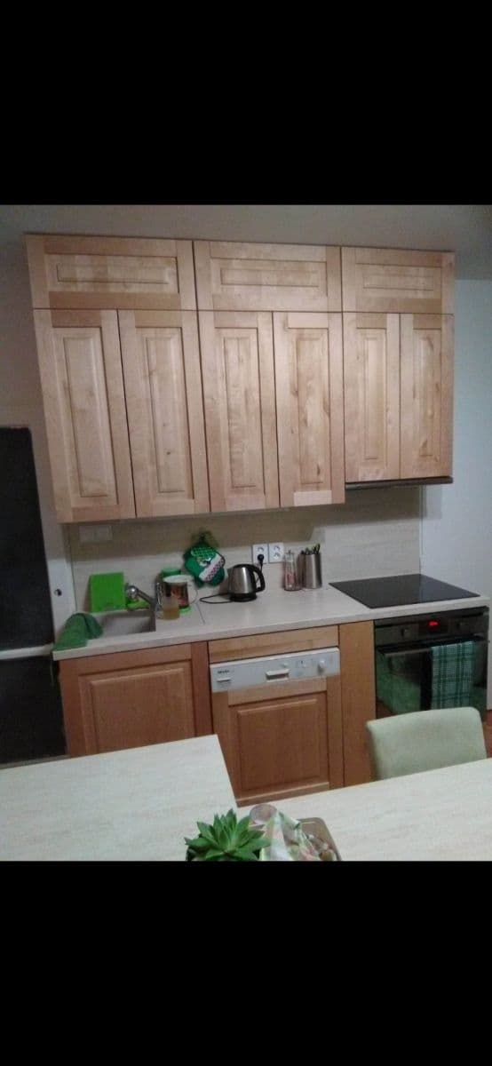 Predaj bytu 3-izbový 50 m², Jabloňová, Chrudim, Pardubický kraj Predaj bytu 3-izbový 50 m², Jabloňová, Chrudim, Pardubický kraj