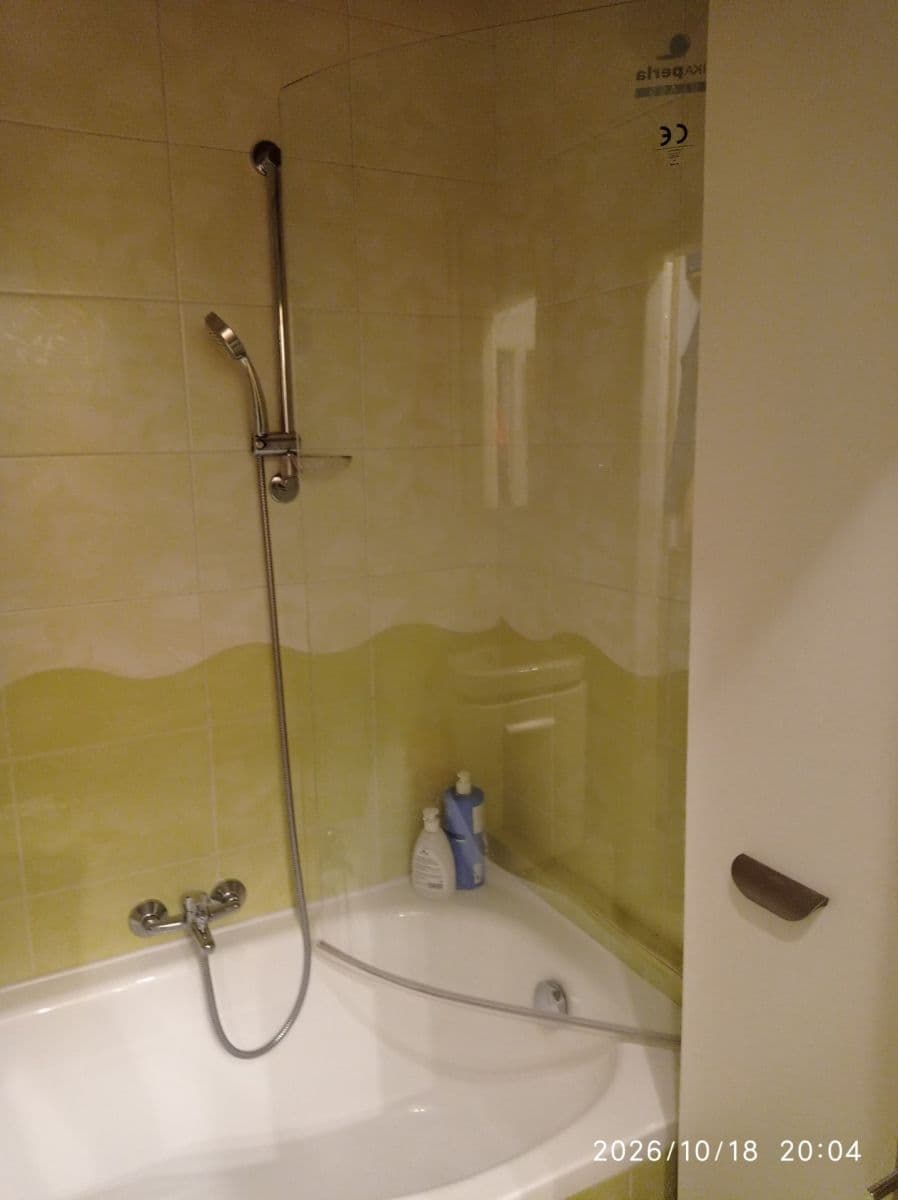 Predaj bytu 3-izbový 50 m², Jabloňová, Chrudim, Pardubický kraj Predaj bytu 3-izbový 50 m², Jabloňová, Chrudim, Pardubický kraj