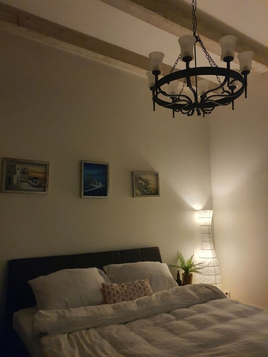 Prenájom bytu 2-izbový 50 m², Preslova, Praha, Praha Prenájom bytu 2-izbový 50 m², Preslova, Praha, Praha