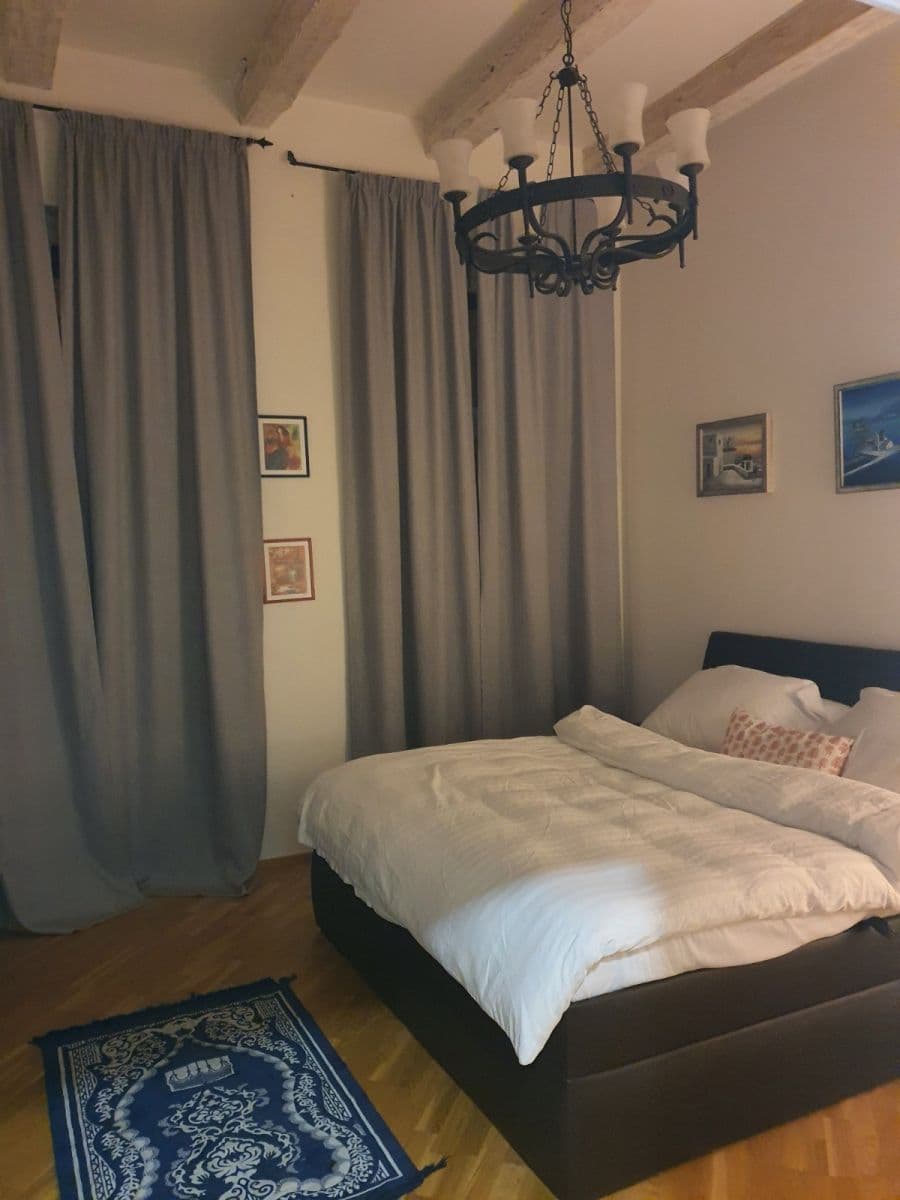 Prenájom bytu 2-izbový 50 m², Preslova, Praha, Praha Prenájom bytu 2-izbový 50 m², Preslova, Praha, Praha