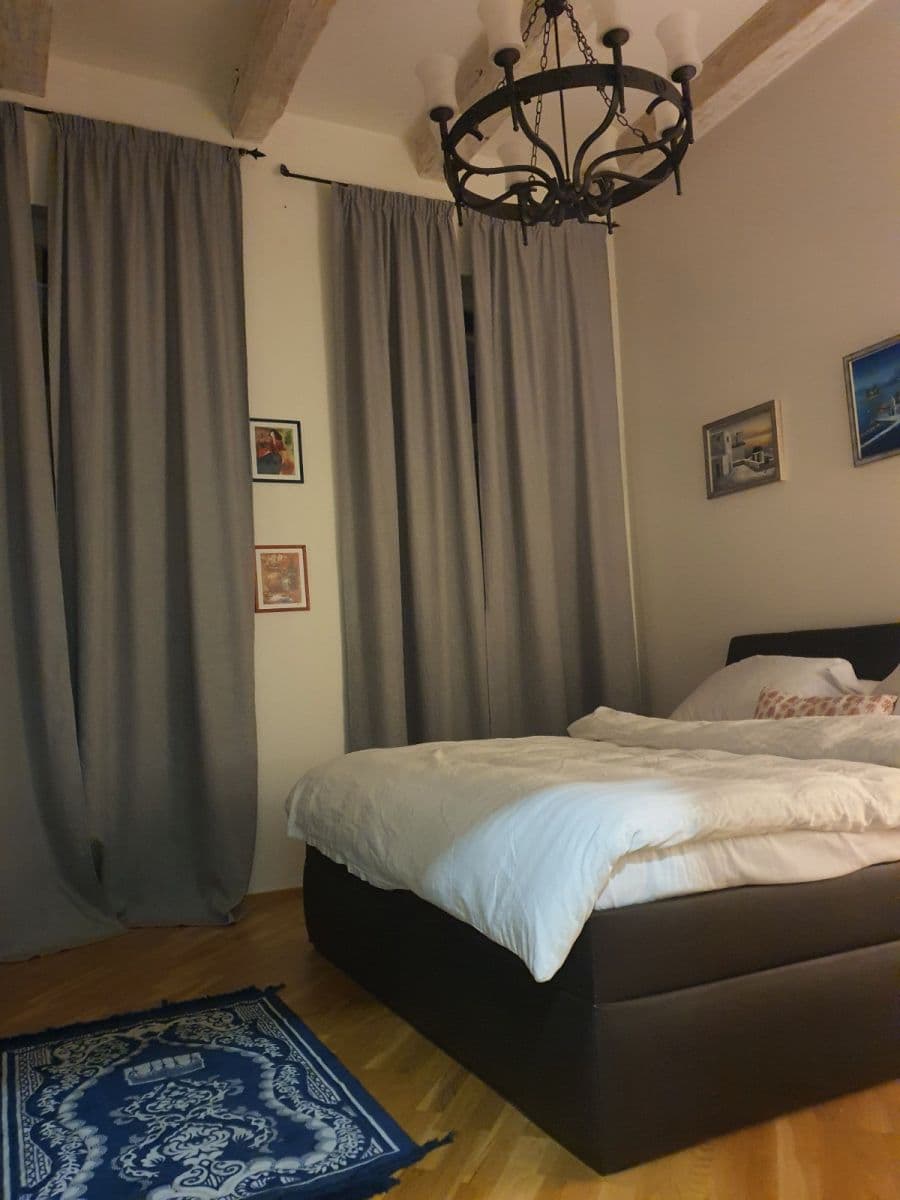 Prenájom bytu 2-izbový 50 m², Preslova, Praha, Praha Prenájom bytu 2-izbový 50 m², Preslova, Praha, Praha