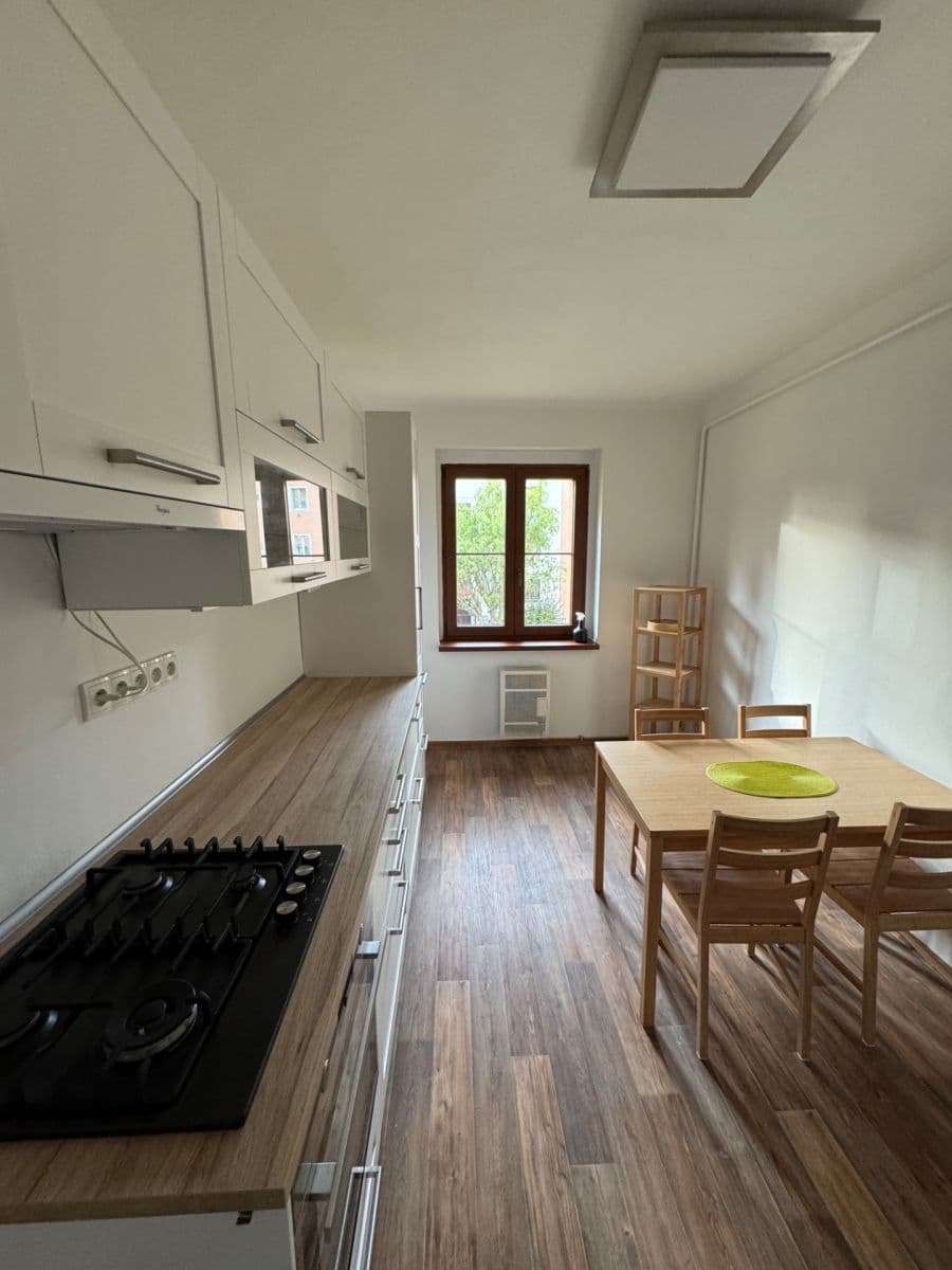 Prenájom bytu 2-izbový 62 m², Klíšská, Ústí nad Labem, Ústecký kraj Prenájom bytu 2-izbový 62 m², Klíšská, Ústí nad Labem, Ústecký kraj