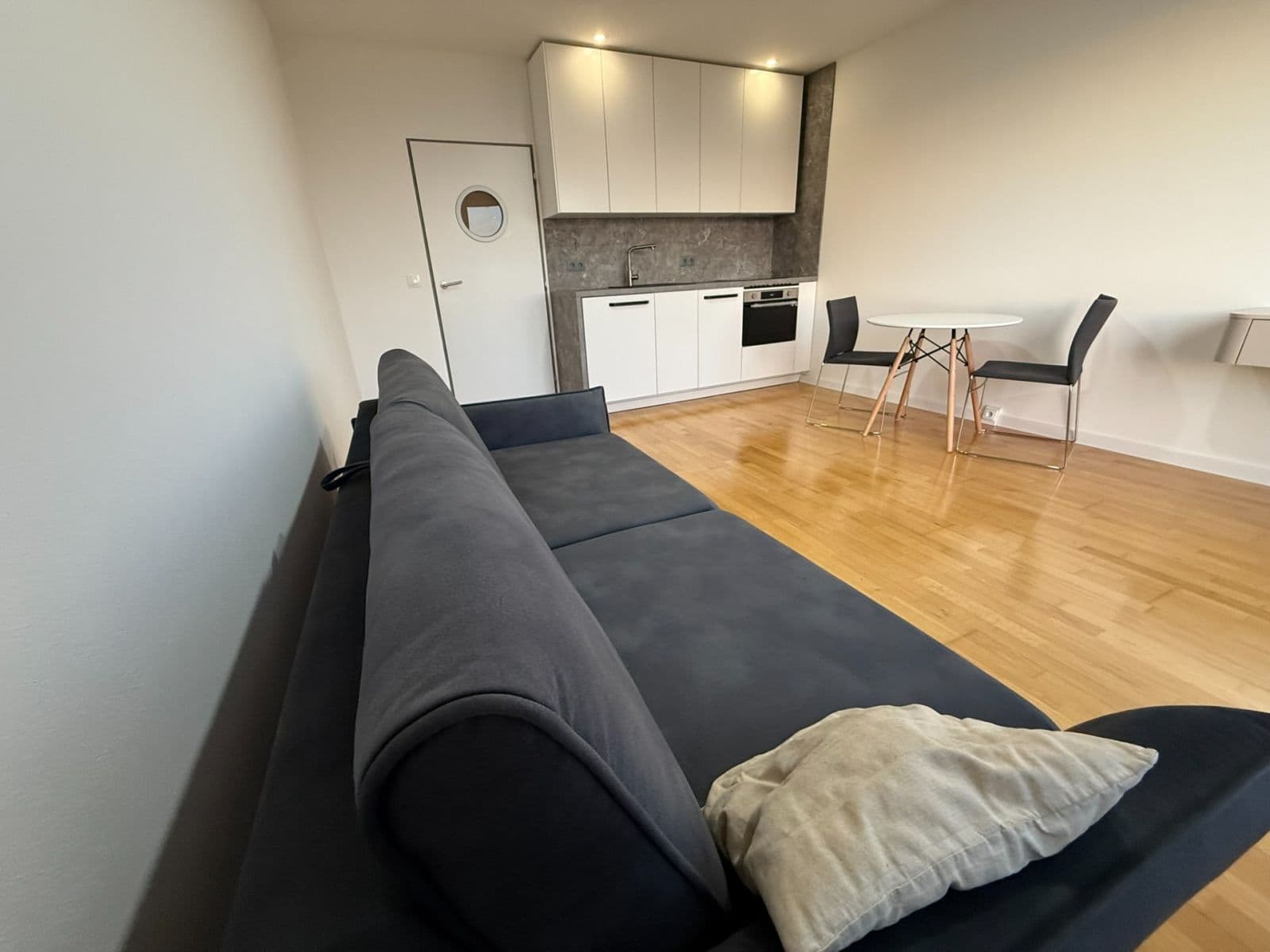 Prenájom bytu 1-izbový 27 m², Bučkova, Brno, Jihomoravský kraj Prenájom bytu 1-izbový 27 m², Bučkova, Brno, Jihomoravský kraj