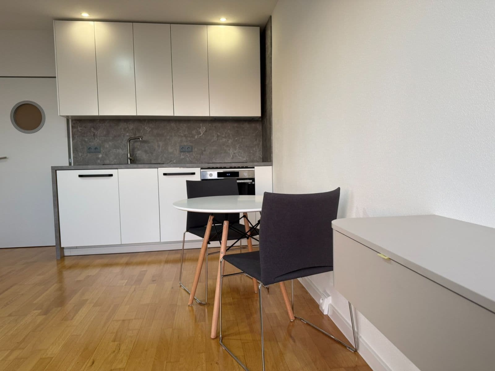 Prenájom bytu 1-izbový 27 m², Bučkova, Brno, Jihomoravský kraj Prenájom bytu 1-izbový 27 m², Bučkova, Brno, Jihomoravský kraj