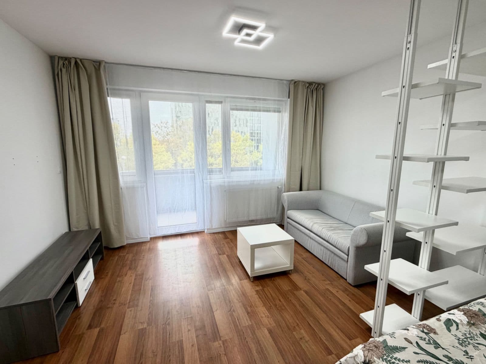 Predaj bytu 1-izbový 38 m², Babická, Praha, Praha Predaj bytu 1-izbový 38 m², Babická, Praha, Praha