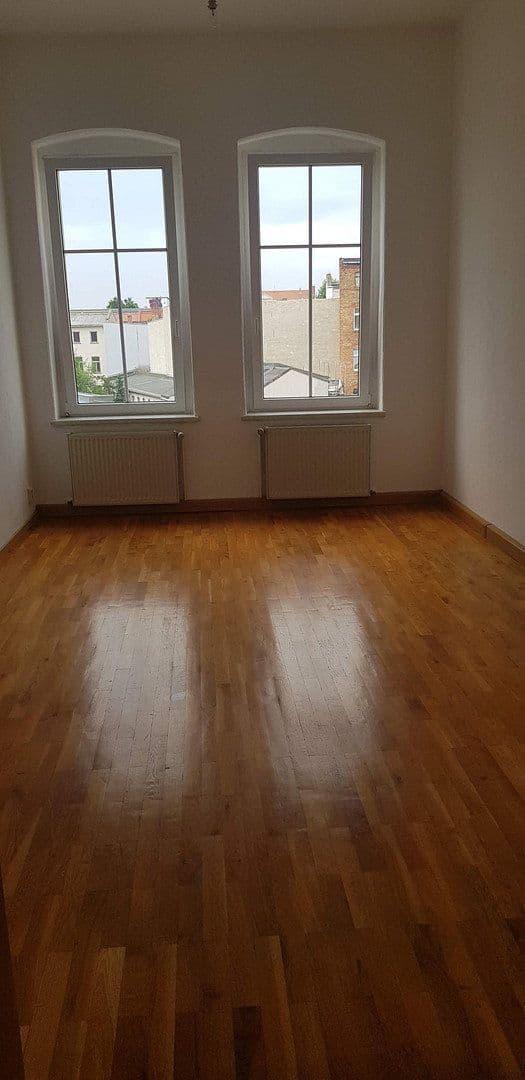 Prenájom bytu 3-izbový 108 m², Krausenstr. 26, Halle Saale, Sasko-Anhaltsko Prenájom bytu 3-izbový 108 m², Krausenstr. 26, Halle Saale, Sasko-Anhaltsko