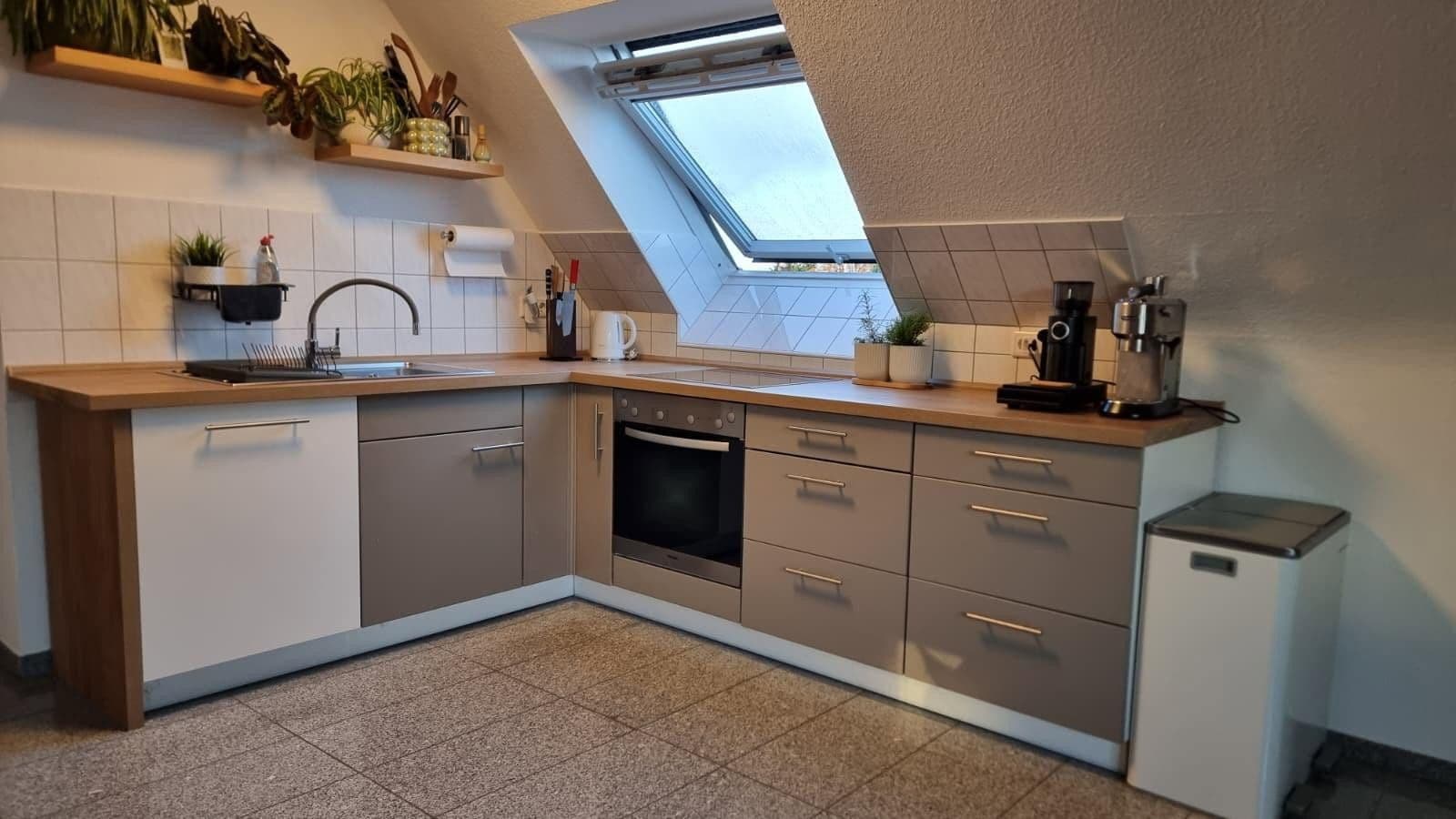 Prenájom bytu 3-izbový 63 m², Leinenstraße 30, Bielefeld, Severné Porýnie - Westfálsko Prenájom bytu 3-izbový 63 m², Leinenstraße 30, Bielefeld, Severné Porýnie - Westfálsko