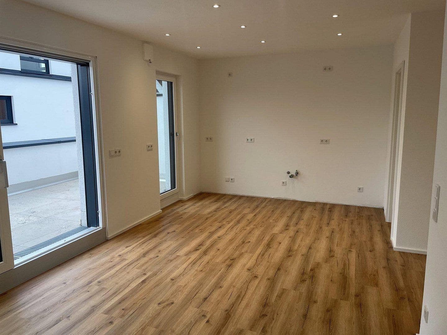 Prenájom bytu 3-izbový 74 m², Aldringenstraße 7, Ingolstadt, Bavorsko Prenájom bytu 3-izbový 74 m², Aldringenstraße 7, Ingolstadt, Bavorsko