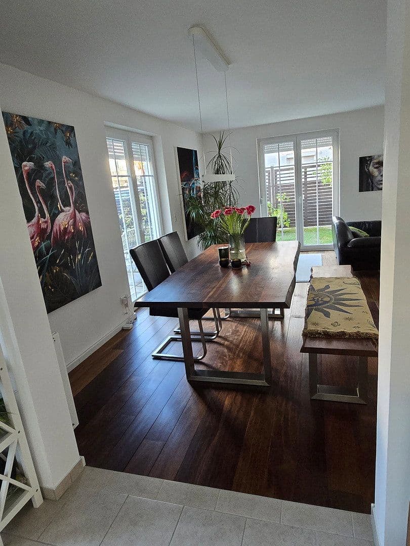 Predaj domu 160 m², pozemok 270 m², Notinger Weg 47 a, Hohenbrunn (Riemerling), Bavorsko Predaj domu 160 m², pozemok 270 m², Notinger Weg 47 a, Hohenbrunn (Riemerling), Bavorsko