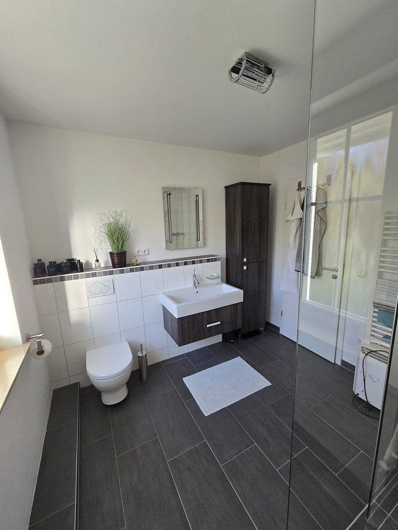 Predaj domu 160 m², pozemok 270 m², Notinger Weg 47 a, Hohenbrunn (Riemerling), Bavorsko Predaj domu 160 m², pozemok 270 m², Notinger Weg 47 a, Hohenbrunn (Riemerling), Bavorsko