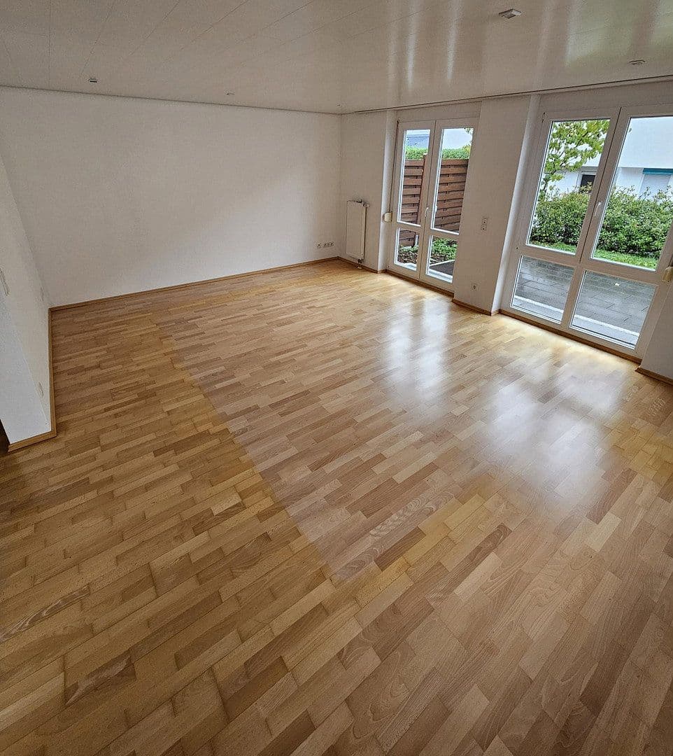 Prenájom domu 130 m², pozemok 190 m², Talstr. 21/6, Affalterbach, Bádensko-Wurttembersko Prenájom domu 130 m², pozemok 190 m², Talstr. 21/6, Affalterbach, Bádensko-Wurttembersko