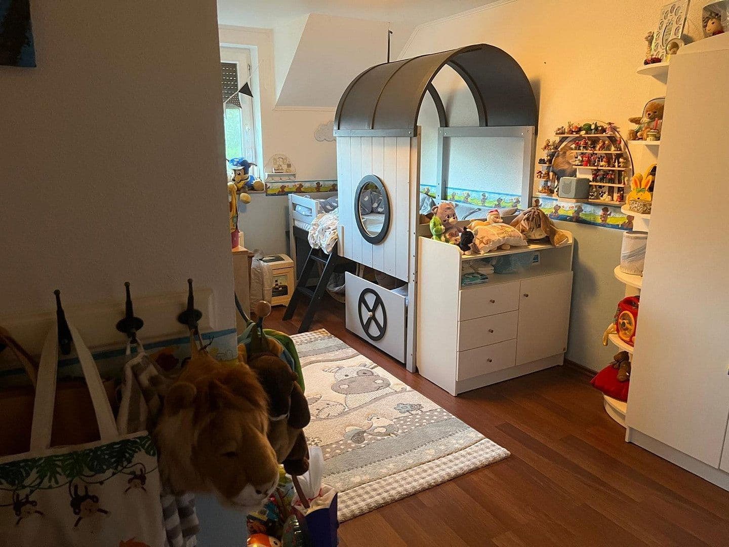 Predaj domu 103 m², pozemok 198 m², Henstedt-Ulzburg, Šlezvicko-Holštajnsko Predaj domu 103 m², pozemok 198 m², Henstedt-Ulzburg, Šlezvicko-Holštajnsko