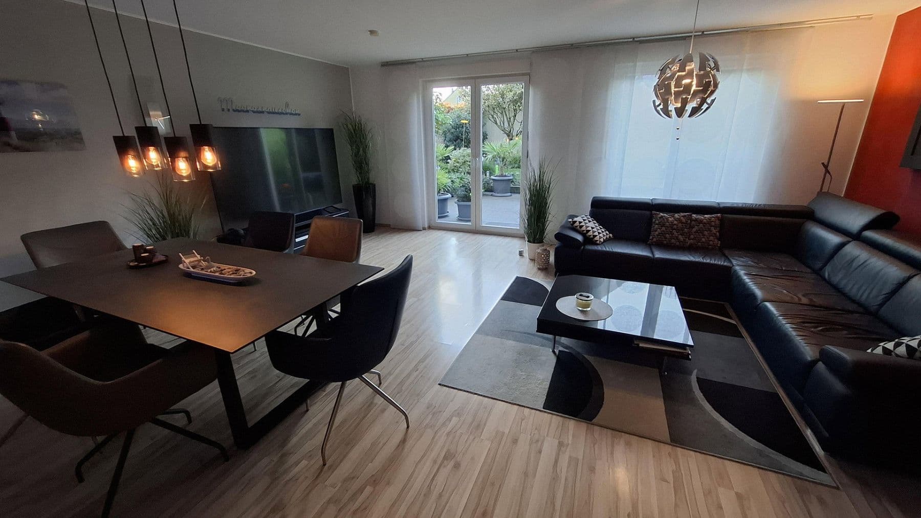 Predaj domu 148 m², pozemok 302 m², Am Hennebach 8a, Brühl, Severné Porýnie - Westfálsko Predaj domu 148 m², pozemok 302 m², Am Hennebach 8a, Brühl, Severné Porýnie - Westfálsko