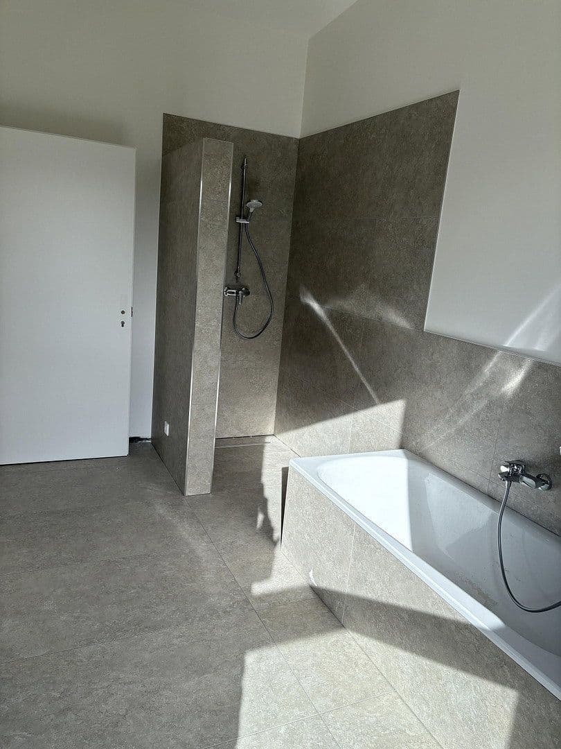 Prenájom domu 130 m², pozemok 345 m², Legden, Severné Porýnie - Westfálsko Prenájom domu 130 m², pozemok 345 m², Legden, Severné Porýnie - Westfálsko