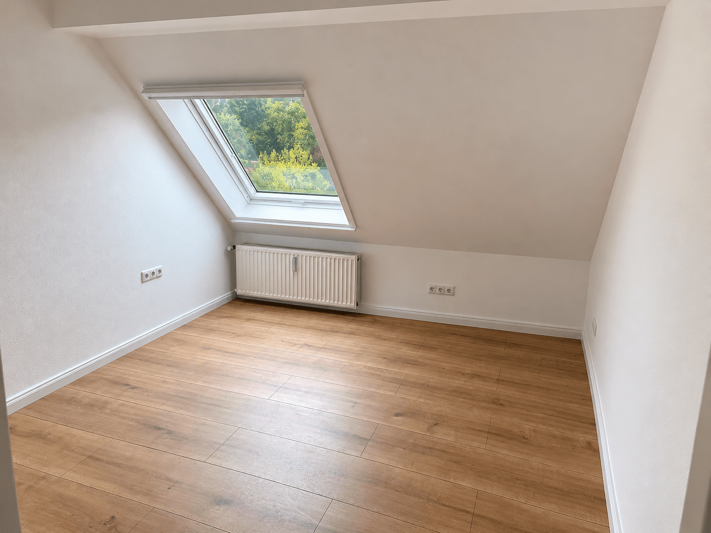 Prenájom bytu 4-izbový 127 m², Bissendorf, Dolné Sasko Prenájom bytu 4-izbový 127 m², Bissendorf, Dolné Sasko