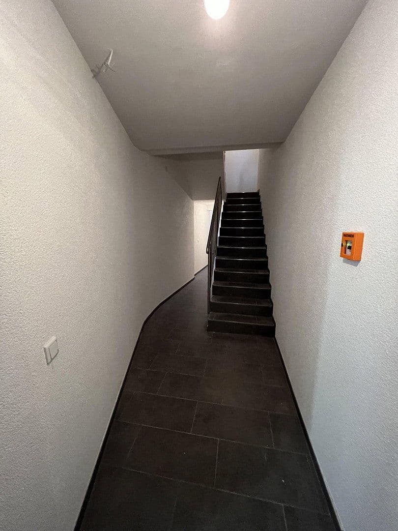 Prenájom bytu 1-izbový 30 m², Köln, Severné Porýnie - Westfálsko Prenájom bytu 1-izbový 30 m², Köln, Severné Porýnie - Westfálsko