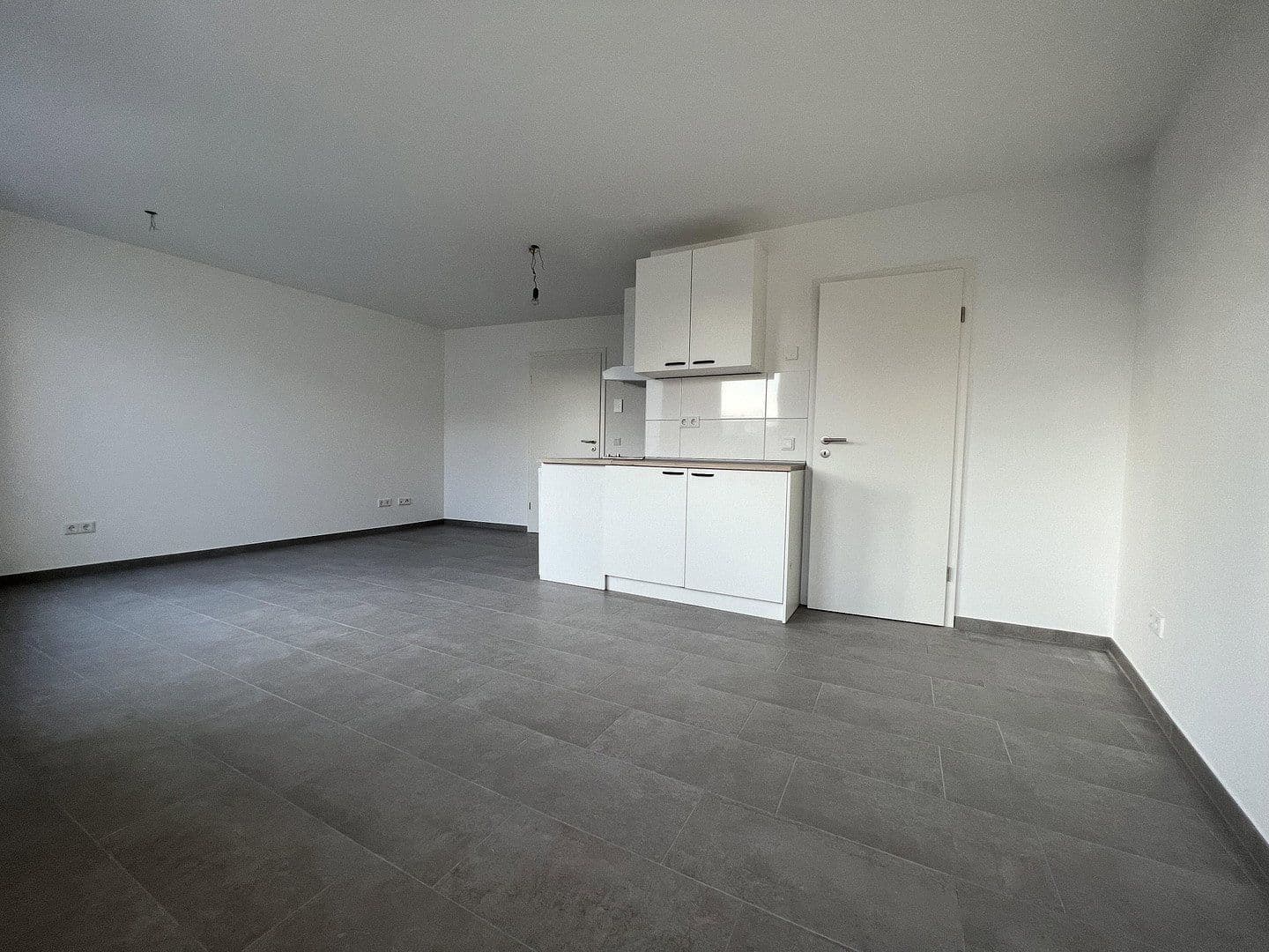 Prenájom bytu 1-izbový 30 m², Köln, Severné Porýnie - Westfálsko Prenájom bytu 1-izbový 30 m², Köln, Severné Porýnie - Westfálsko