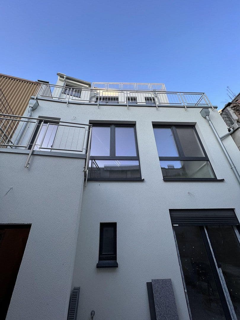 Prenájom bytu 1-izbový 30 m², Köln, Severné Porýnie - Westfálsko Prenájom bytu 1-izbový 30 m², Köln, Severné Porýnie - Westfálsko
