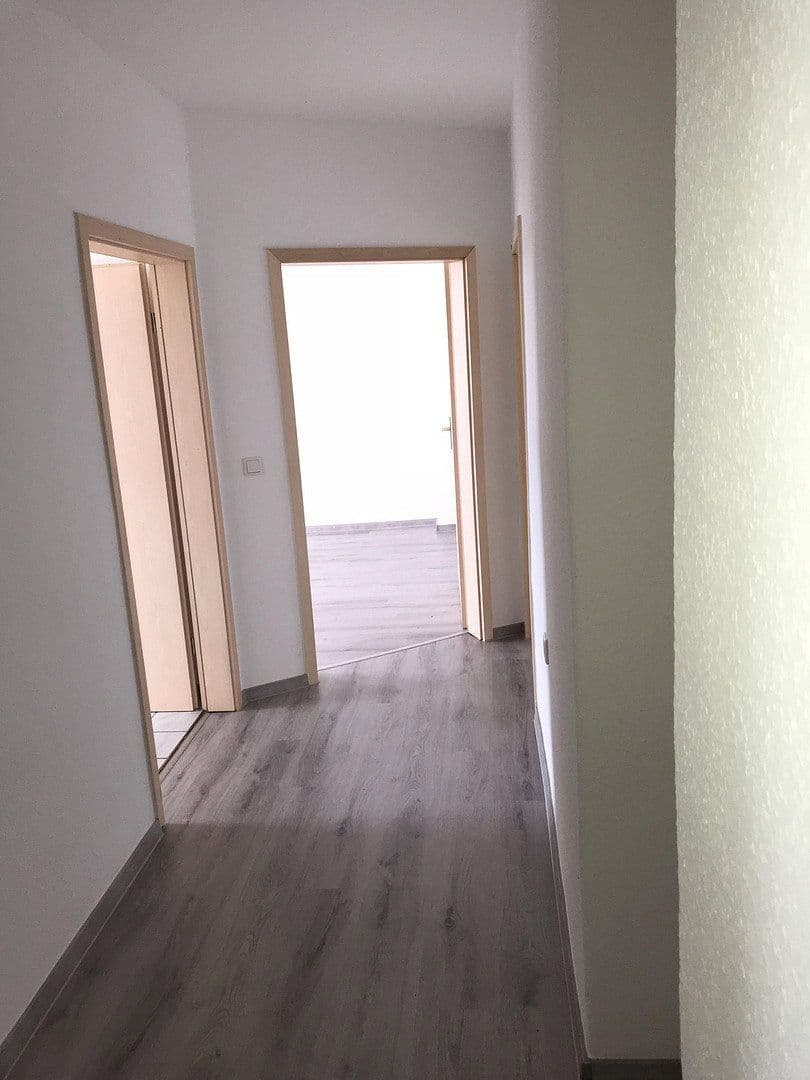 Prenájom bytu 2-izbový 65 m², Seilerstr. 4, Fürstenwalde/Spree, Brandenbursko Prenájom bytu 2-izbový 65 m², Seilerstr. 4, Fürstenwalde/Spree, Brandenbursko