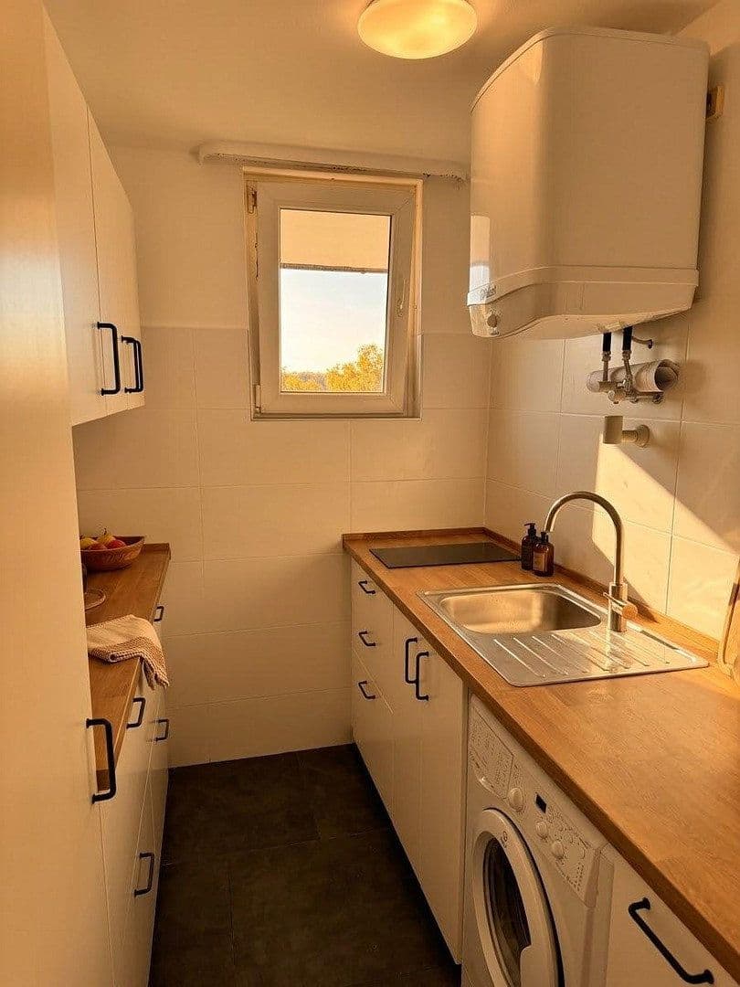 Predaj bytu 2-izbový 43 m², Hannover, Dolné Sasko Predaj bytu 2-izbový 43 m², Hannover, Dolné Sasko