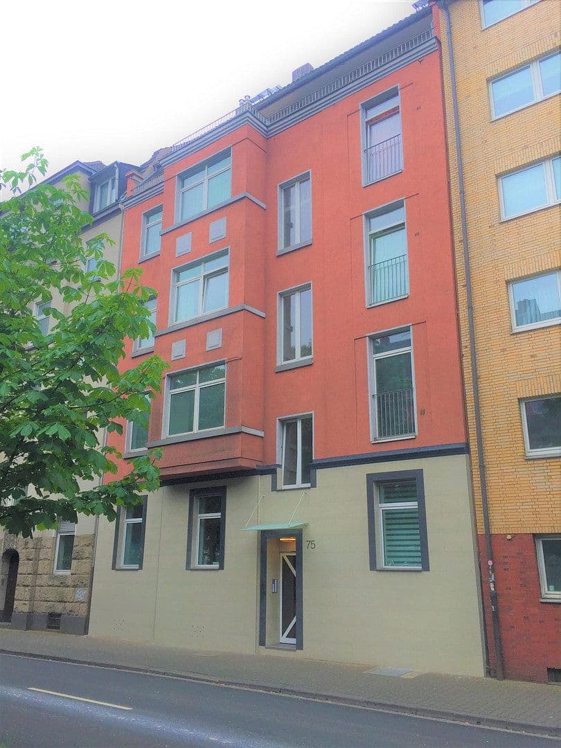 Prenájom bytu 2-izbový 40 m², Kopernikusstrasse 75, Düsseldorf, Severné Porýnie - Westfálsko Prenájom bytu 2-izbový 40 m², Kopernikusstrasse 75, Düsseldorf, Severné Porýnie - Westfálsko