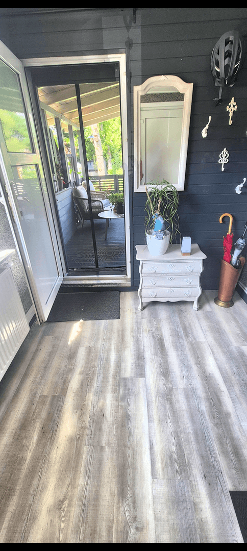 Predaj domu 90 m², pozemok 503 m², Emden, Dolné Sasko Predaj domu 90 m², pozemok 503 m², Emden, Dolné Sasko