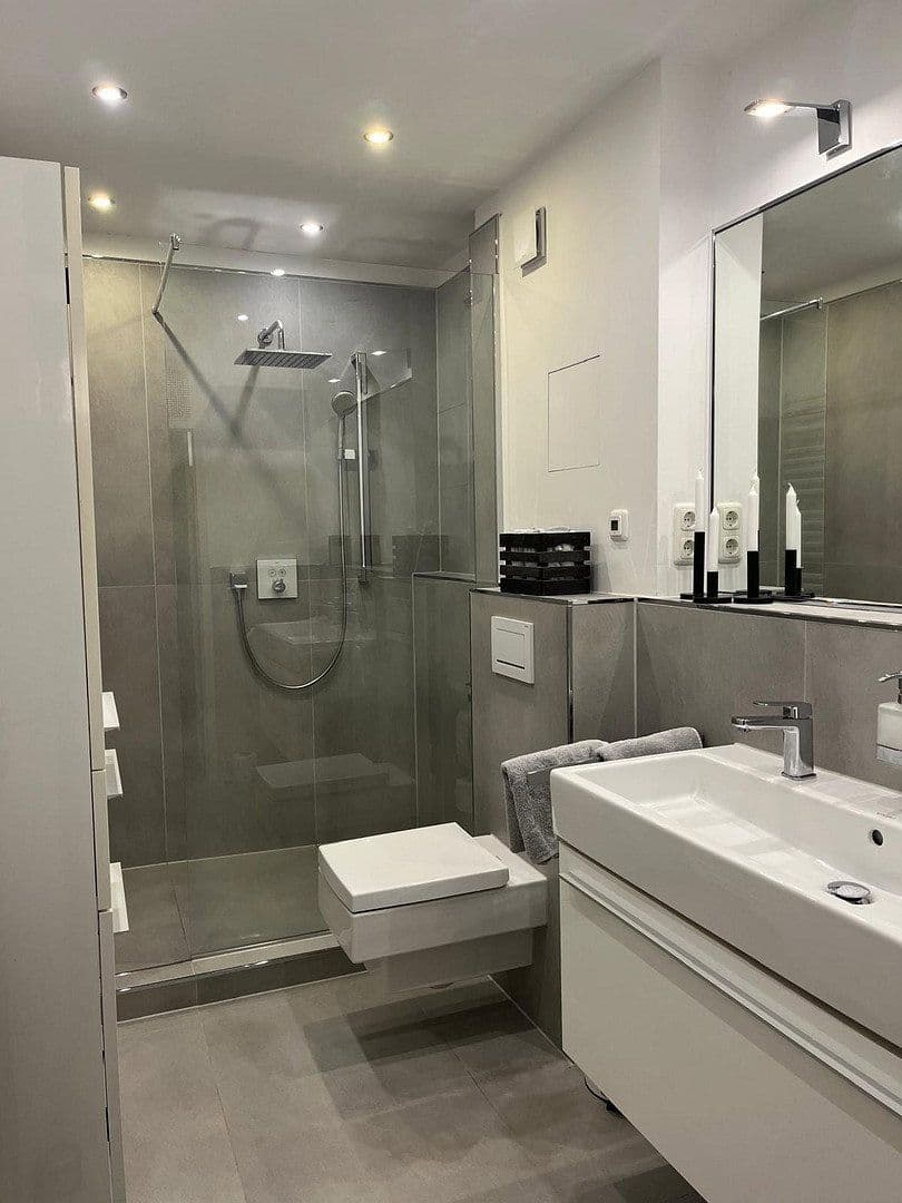 Predaj bytu 4-izbový 141 m², Essen, Severné Porýnie - Westfálsko Predaj bytu 4-izbový 141 m², Essen, Severné Porýnie - Westfálsko