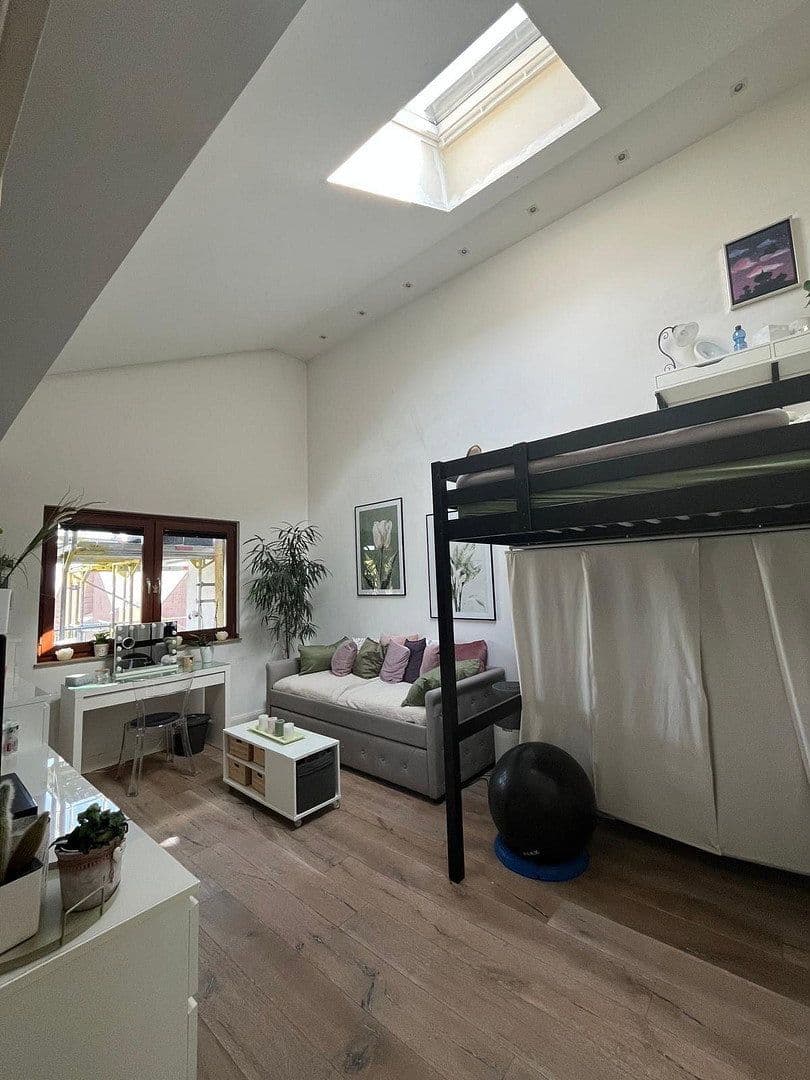 Predaj bytu 4-izbový 141 m², Essen, Severné Porýnie - Westfálsko Predaj bytu 4-izbový 141 m², Essen, Severné Porýnie - Westfálsko