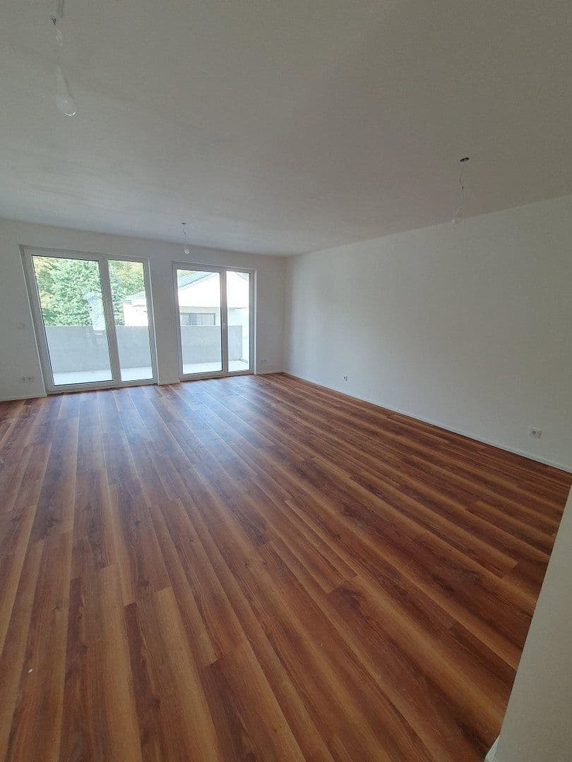 Prenájom bytu 2-izbový 57 m², Münchner Straße 102, Kirchseeon, Bavorsko Prenájom bytu 2-izbový 57 m², Münchner Straße 102, Kirchseeon, Bavorsko