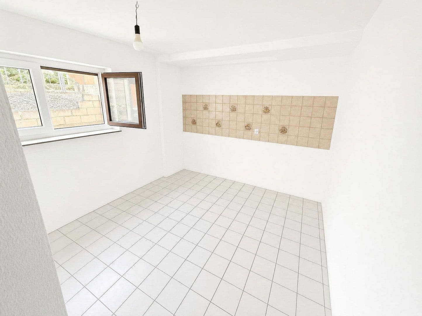 Predaj bytu 4-izbový 108 m², Steinmauern, Bádensko-Wurttembersko Predaj bytu 4-izbový 108 m², Steinmauern, Bádensko-Wurttembersko