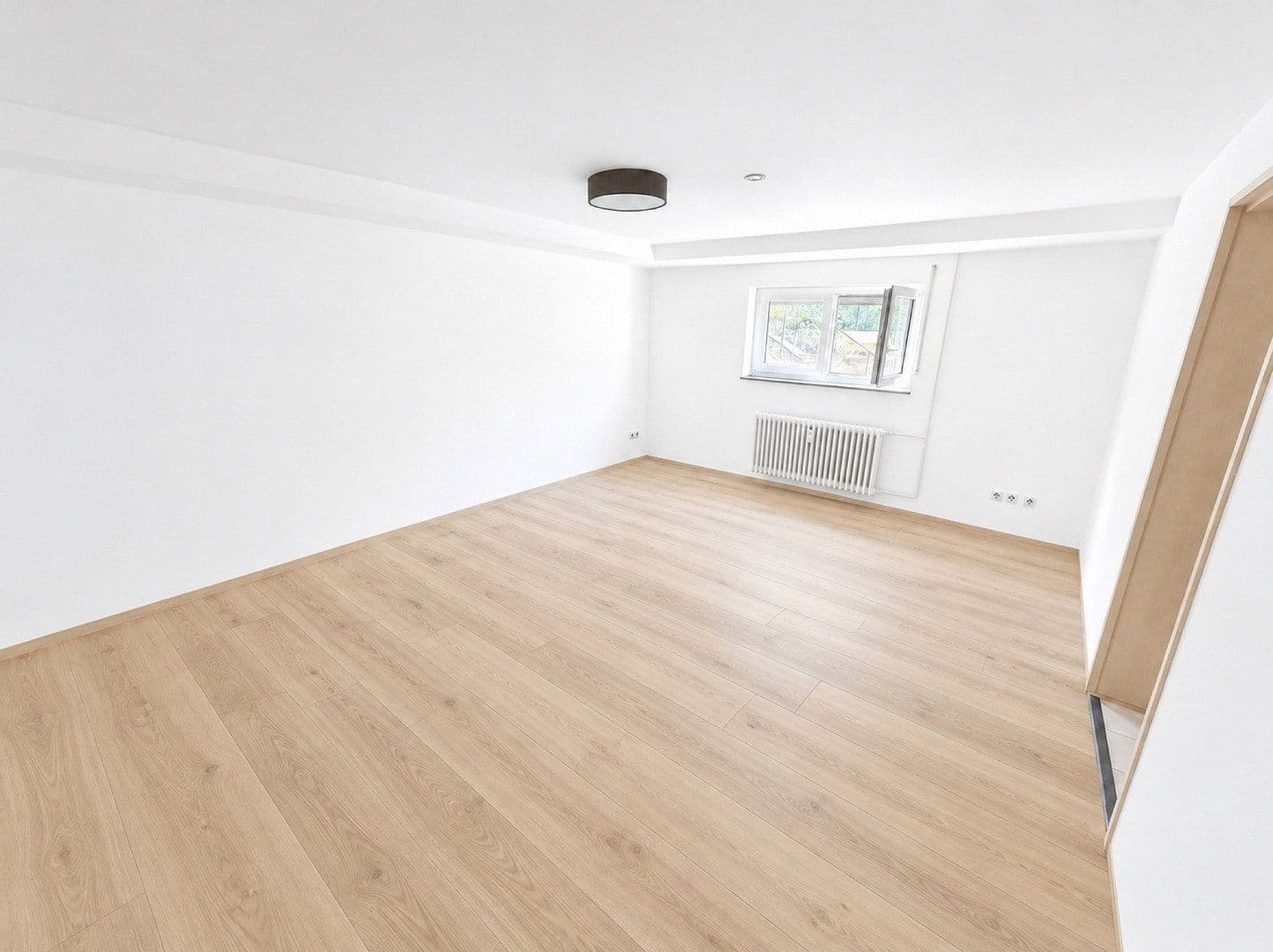 Predaj bytu 4-izbový 108 m², Steinmauern, Bádensko-Wurttembersko Predaj bytu 4-izbový 108 m², Steinmauern, Bádensko-Wurttembersko