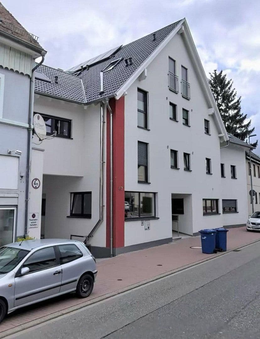 Predaj bytu 3-izbový 84 m², Karlsruher Straße 47, Pfinztal, Bádensko-Wurttembersko Predaj bytu 3-izbový 84 m², Karlsruher Straße 47, Pfinztal, Bádensko-Wurttembersko