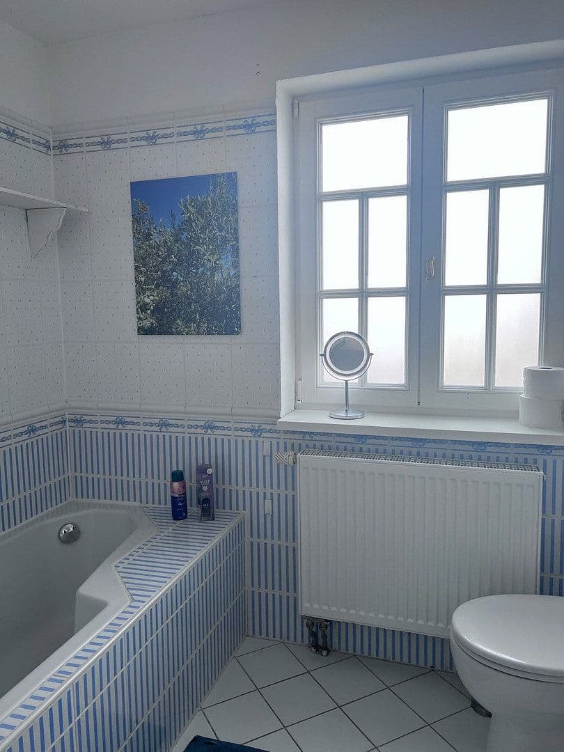 Predaj domu 220 m², pozemok 462 m², Lingenfeld, Porýnie-Falcko Predaj domu 220 m², pozemok 462 m², Lingenfeld, Porýnie-Falcko