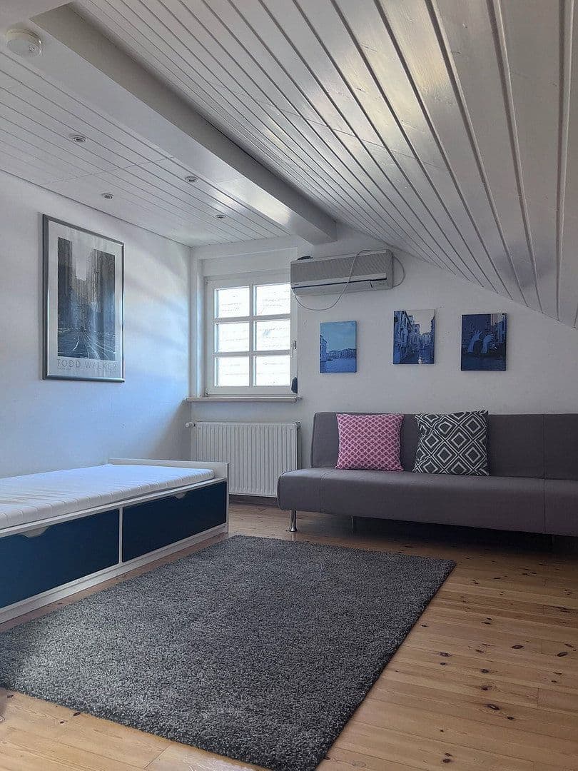 Predaj domu 220 m², pozemok 462 m², Lingenfeld, Porýnie-Falcko Predaj domu 220 m², pozemok 462 m², Lingenfeld, Porýnie-Falcko