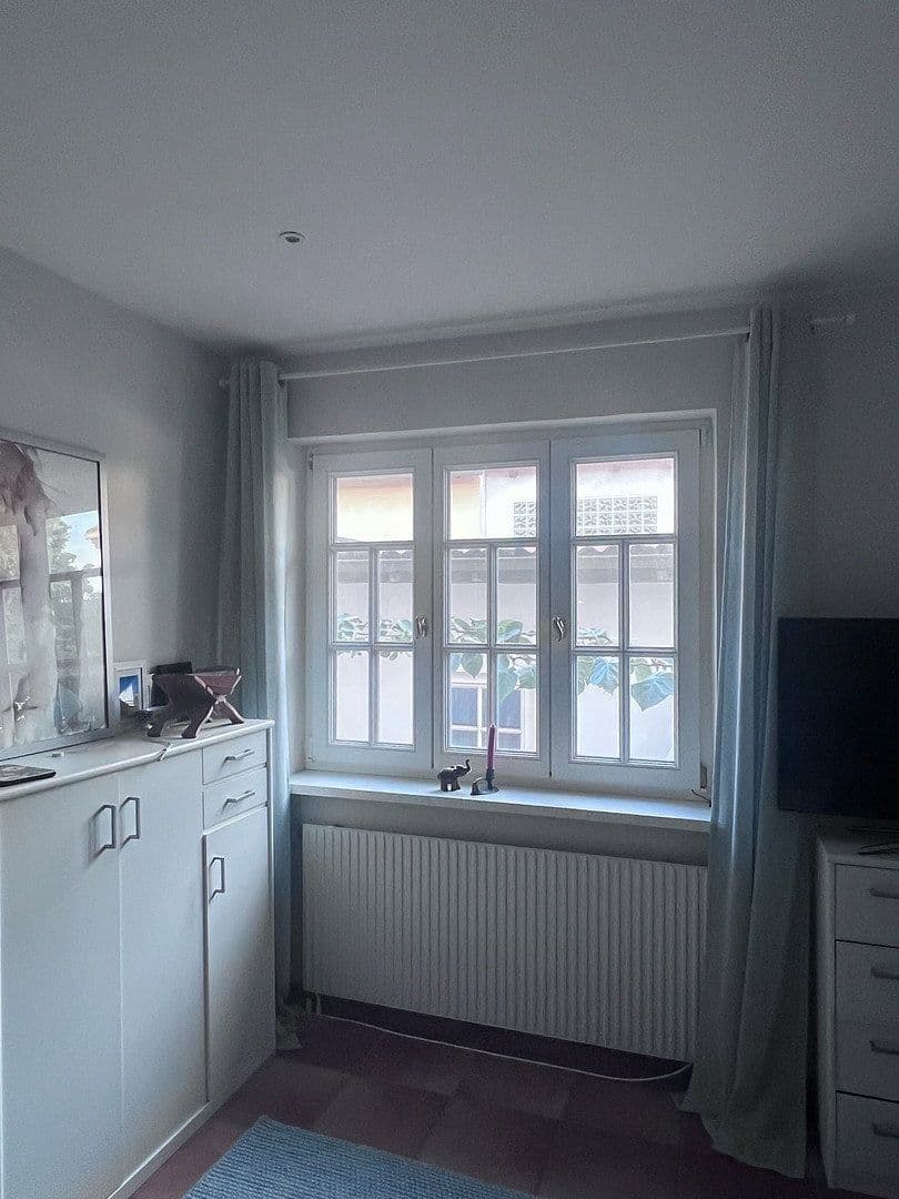 Predaj domu 220 m², pozemok 462 m², Lingenfeld, Porýnie-Falcko Predaj domu 220 m², pozemok 462 m², Lingenfeld, Porýnie-Falcko