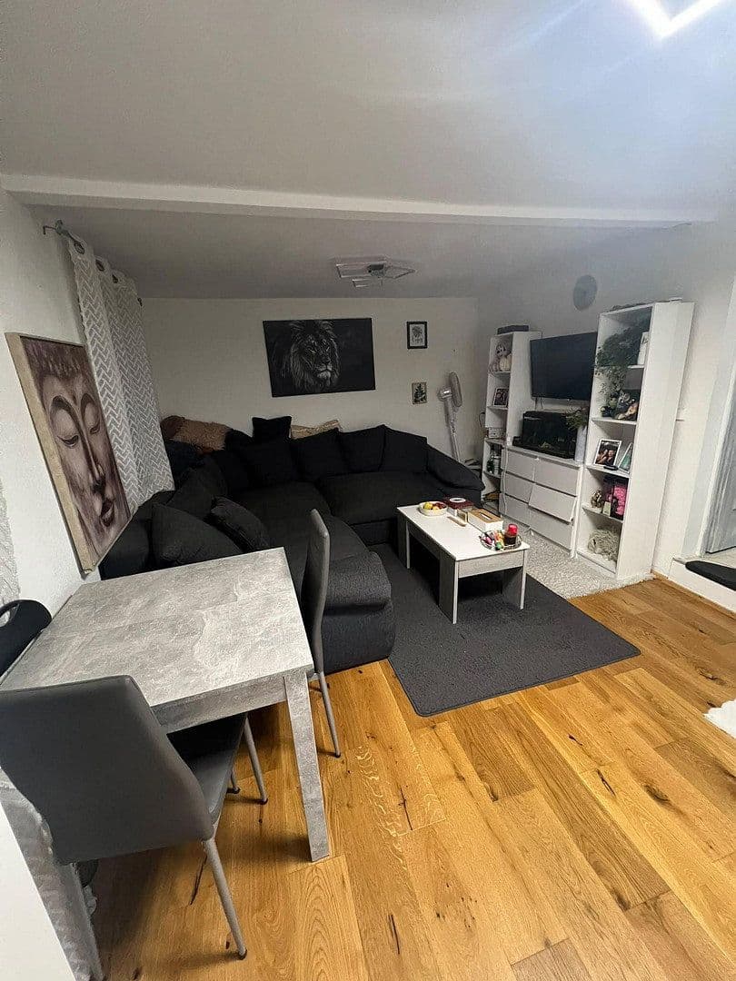 Prenájom bytu 2-izbový 38 m², Waiblingen, Bádensko-Wurttembersko Prenájom bytu 2-izbový 38 m², Waiblingen, Bádensko-Wurttembersko