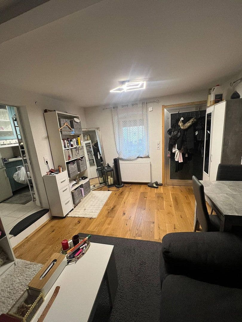 Prenájom bytu 2-izbový 38 m², Waiblingen, Bádensko-Wurttembersko Prenájom bytu 2-izbový 38 m², Waiblingen, Bádensko-Wurttembersko