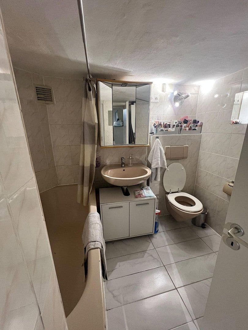 Prenájom bytu 2-izbový 38 m², Waiblingen, Bádensko-Wurttembersko Prenájom bytu 2-izbový 38 m², Waiblingen, Bádensko-Wurttembersko