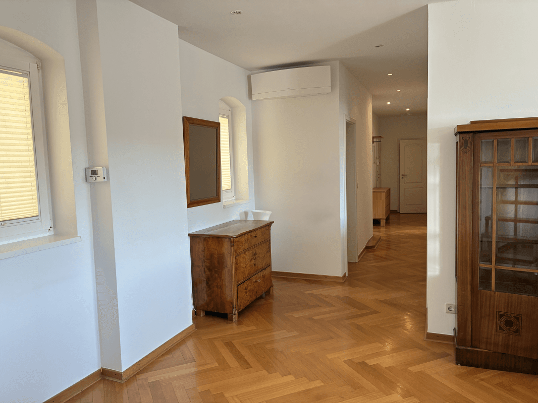 Predaj bytu 3-izbový 117 m², Deidesheimer Straße 9, Berlin, Berlín Predaj bytu 3-izbový 117 m², Deidesheimer Straße 9, Berlin, Berlín