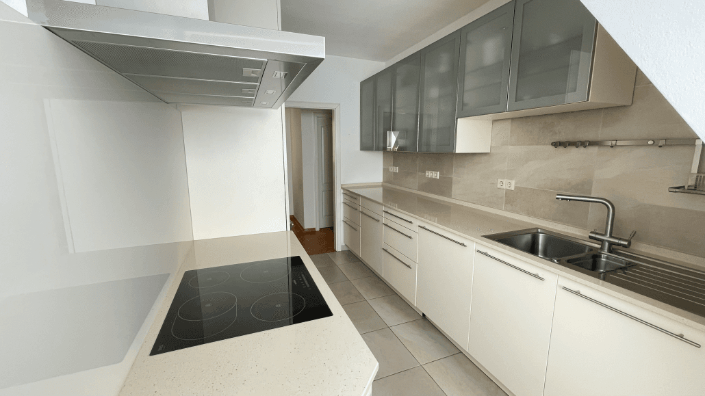 Predaj bytu 3-izbový 117 m², Deidesheimer Straße 9, Berlin, Berlín Predaj bytu 3-izbový 117 m², Deidesheimer Straße 9, Berlin, Berlín
