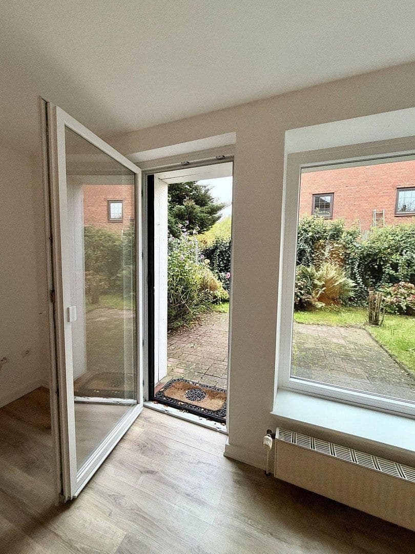 Prenájom bytu 2-izbový 80 m², Linau, Šlezvicko-Holštajnsko Prenájom bytu 2-izbový 80 m², Linau, Šlezvicko-Holštajnsko