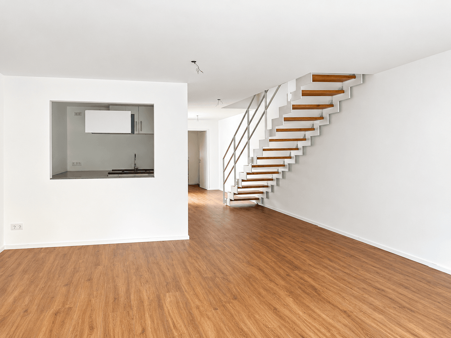 Prenájom bytu 3-izbový 107 m², Karl-Lederer-Platz 20, Geretsried, Bavorsko Prenájom bytu 3-izbový 107 m², Karl-Lederer-Platz 20, Geretsried, Bavorsko