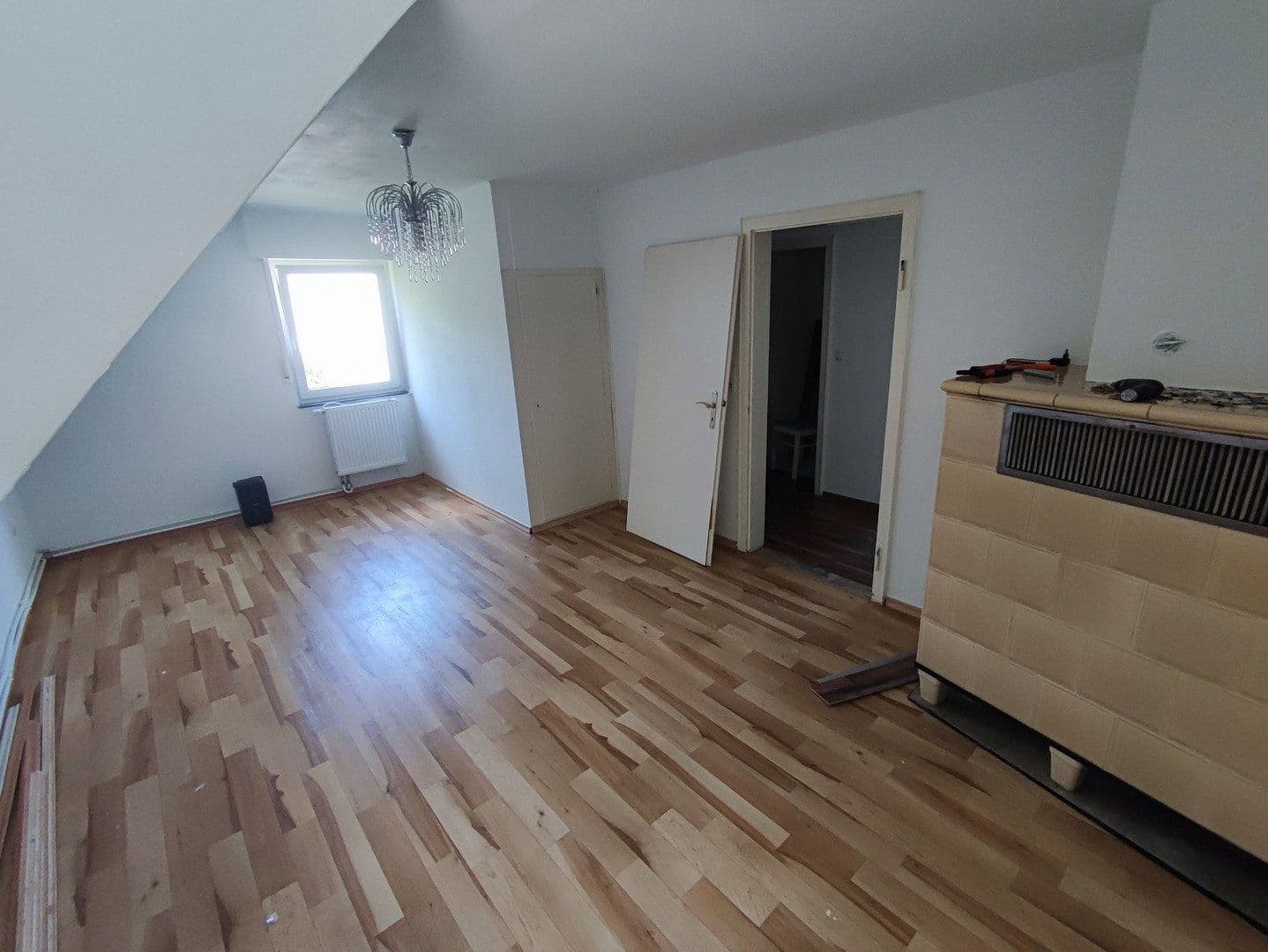 Predaj domu 181 m², pozemok 618 m², Eisingen, Bádensko-Wurttembersko Predaj domu 181 m², pozemok 618 m², Eisingen, Bádensko-Wurttembersko