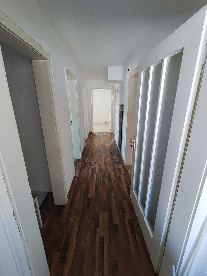 Predaj domu 181 m², pozemok 618 m², Eisingen, Bádensko-Wurttembersko Predaj domu 181 m², pozemok 618 m², Eisingen, Bádensko-Wurttembersko