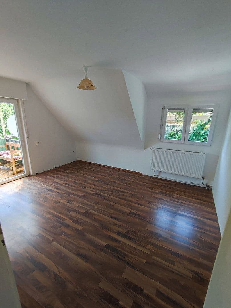 Predaj domu 181 m², pozemok 618 m², Eisingen, Bádensko-Wurttembersko Predaj domu 181 m², pozemok 618 m², Eisingen, Bádensko-Wurttembersko