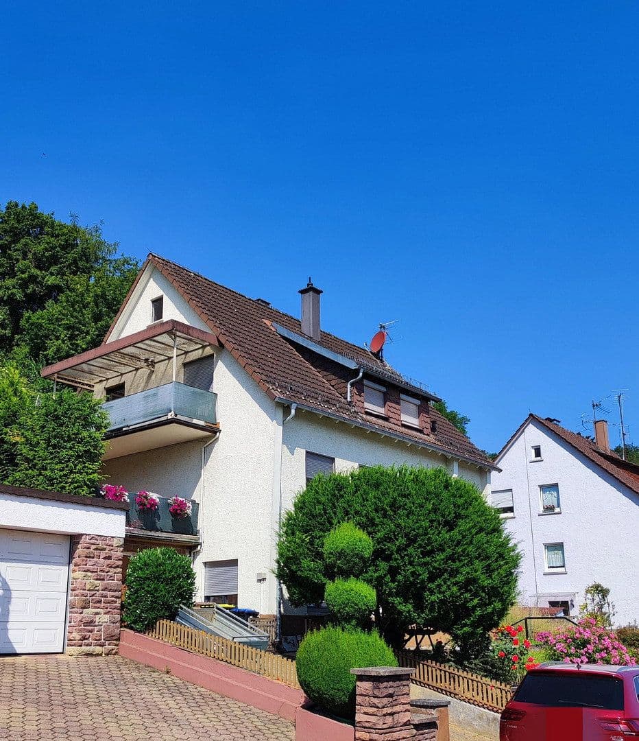 Predaj domu 181 m², pozemok 618 m², Eisingen, Bádensko-Wurttembersko Predaj domu 181 m², pozemok 618 m², Eisingen, Bádensko-Wurttembersko