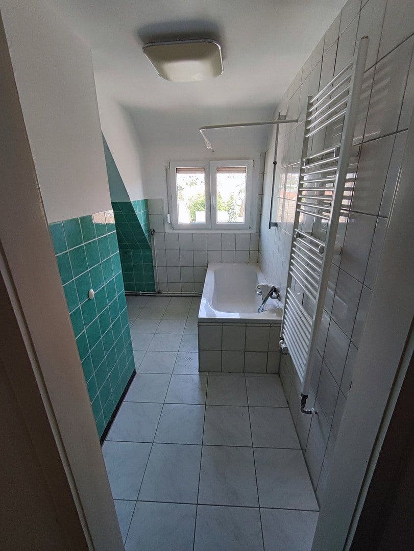 Predaj domu 181 m², pozemok 618 m², Eisingen, Bádensko-Wurttembersko Predaj domu 181 m², pozemok 618 m², Eisingen, Bádensko-Wurttembersko