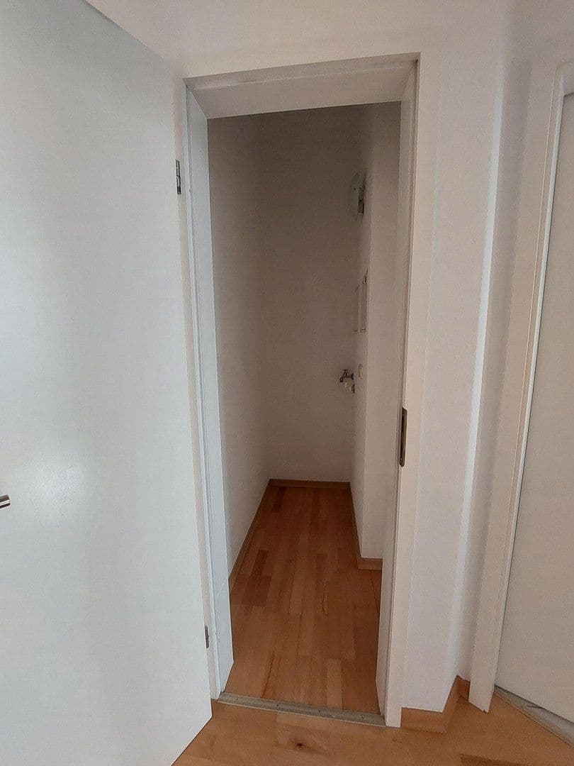 Prenájom bytu 3-izbový 81 m², Körnerstr. 52, Leipzig, Sasko Prenájom bytu 3-izbový 81 m², Körnerstr. 52, Leipzig, Sasko